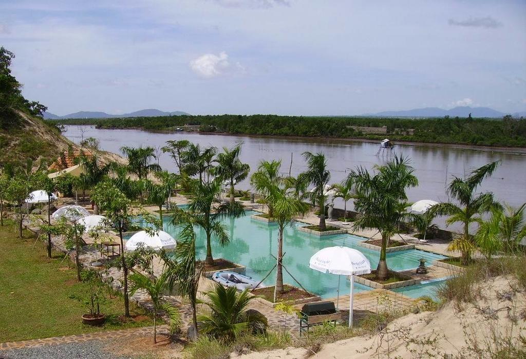 River Ray Estates Resort Loc An ภายนอก รูปภาพ